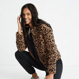 Sherpa bomber jacket in leopard
